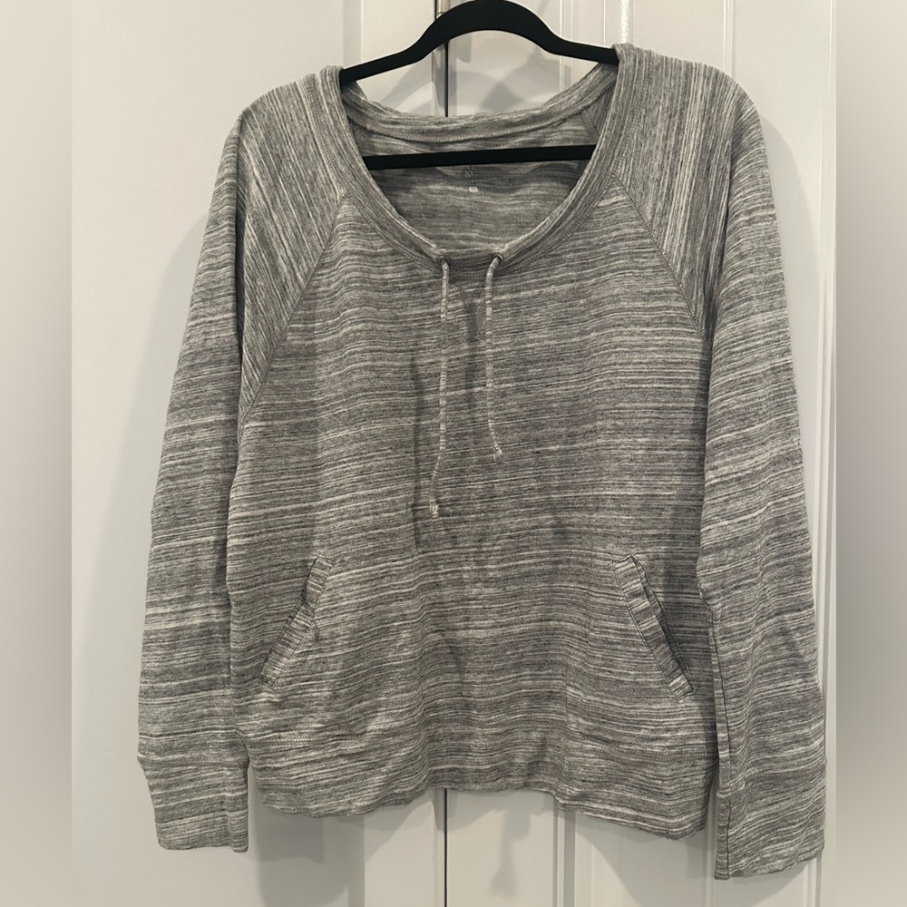 New York & Co. sweat shirt